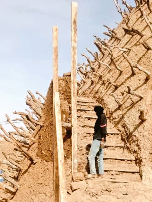 SonniMaiga's tweet photo. Le Tombeau des #Askia de #Gao en travaux de réhabilitation depuis quelques semaines afin de rétablir les formes originales. https://t.co/bHhXEaSovZ