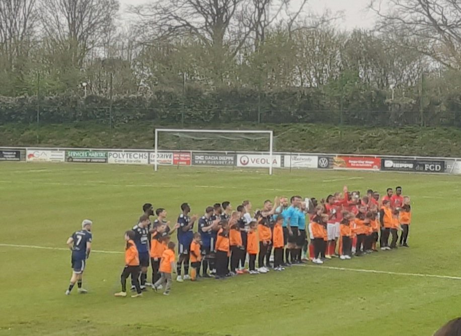 janeitfc's tweet photo. Taking in some football while enjoying a short break in Dieppe. 
FC Dieppe 3 Flers 2
#groundhopping 🏟 287 https://t.co/Pc2Px0dgjN
