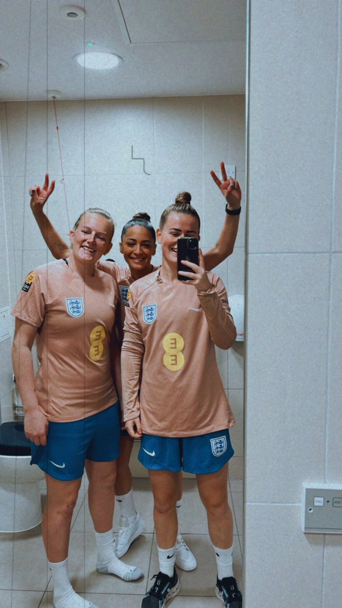 if we’re not winning, we are learning. back with the team this weekend as we push on for the next tournaments. 🏴󠁧󠁢󠁥󠁮󠁧󠁿⚽️🤟