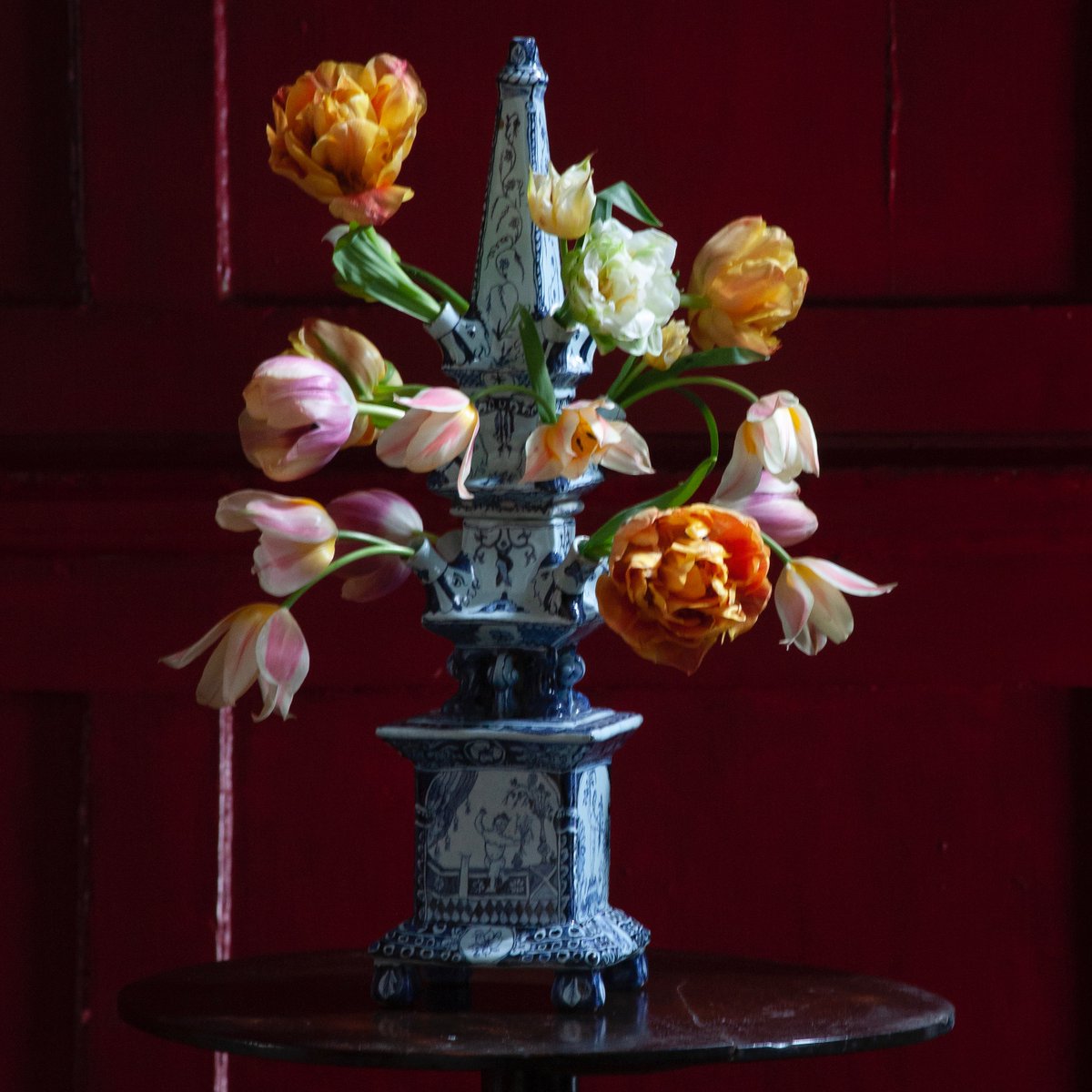 Tulipières are the most complex forms Simon Pettet made. They became popular in the 17th century – when the bulbs changed hands for fortunes – allowing the flowers to be grown indoors (each spout was intended to take a bulb rather than a cut flower).