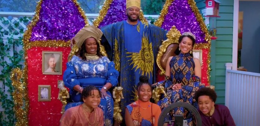 They even did an episode on Black Royalty called 'juneteenth' and they dressed up as Yoruba people💖💖💖