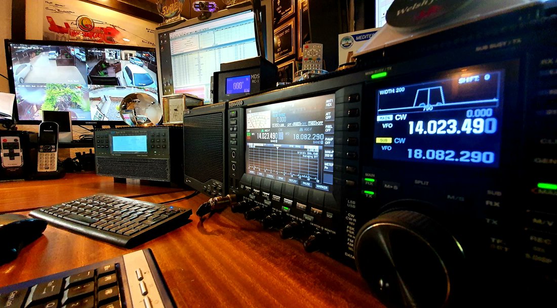 Charles Wilmott, M0OXO operates a private, self-funded,  QSL management bureau, where he sorts and distributes both physical and electronic QSL cards for distribution around the World for the best known DXpeditions.
qsotoday.com/podcasts/M0OXO
 #hamradio #podcast #QSL