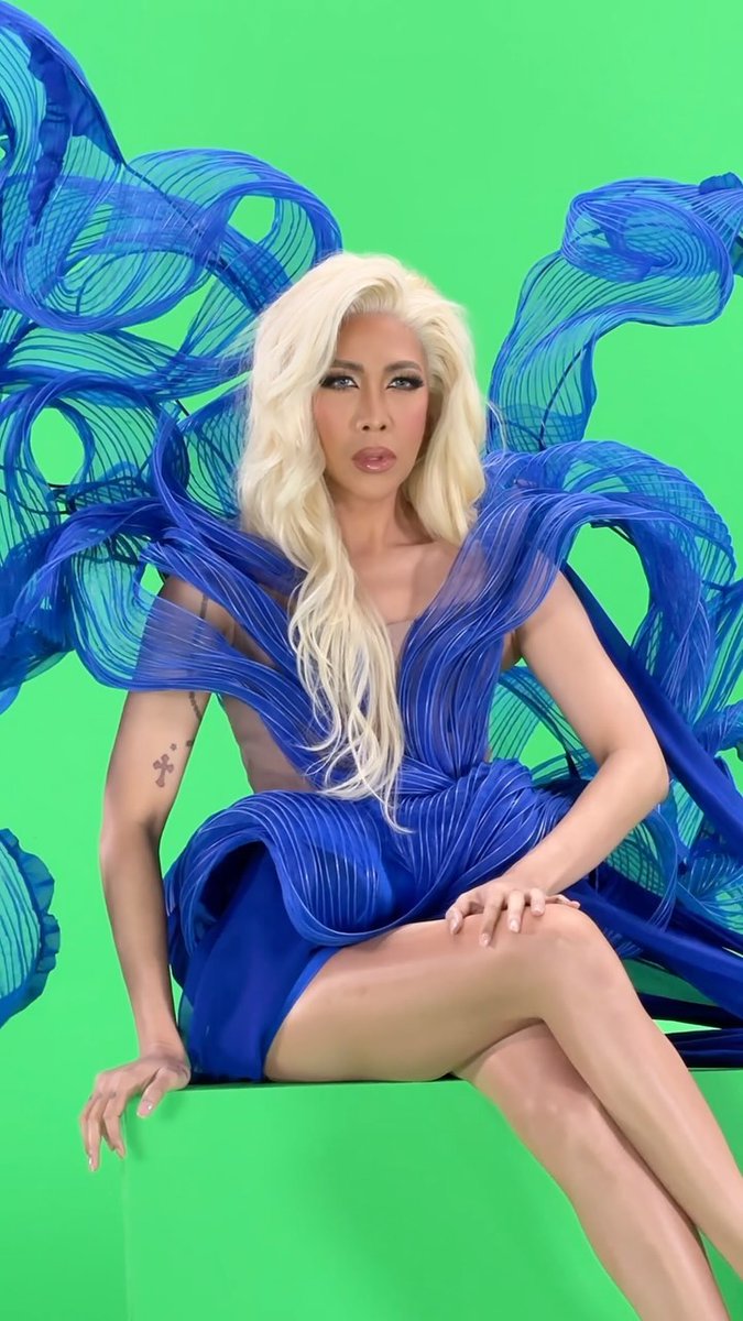 ViFeelings's tweet photo. she GORGGGG

#ViceGanda | Vice Ganda https://t.co/GprleW2grX