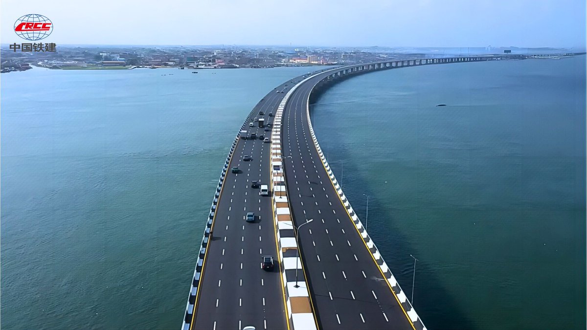 #CRCCFocus On April 4th, the emergency repair project for the #Lagos Third Mainland Bridge undertook by @CCECC8 was officially opened to traffic. After the renovation, the bridge has seen great improvements in speed, comfort, and safety, and has regained a new vitality.🇳🇬🌉