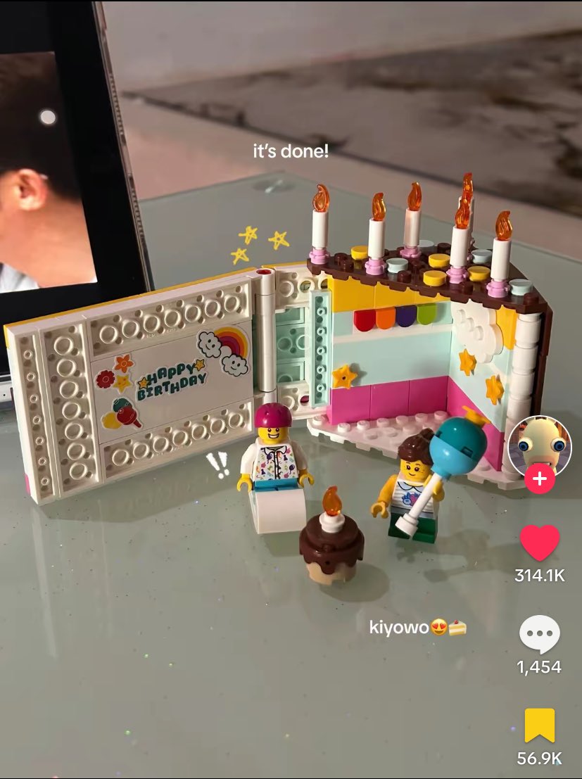 เห็นในตตมาคือน่ารักโคตรเลยอะ t–t ซื้อไปต่อให้หวานใจตอนวันเกิดคือสุสๆแก ส่วนนี่อยากได้มาต่อให้ตัวเอง 🥕🌼