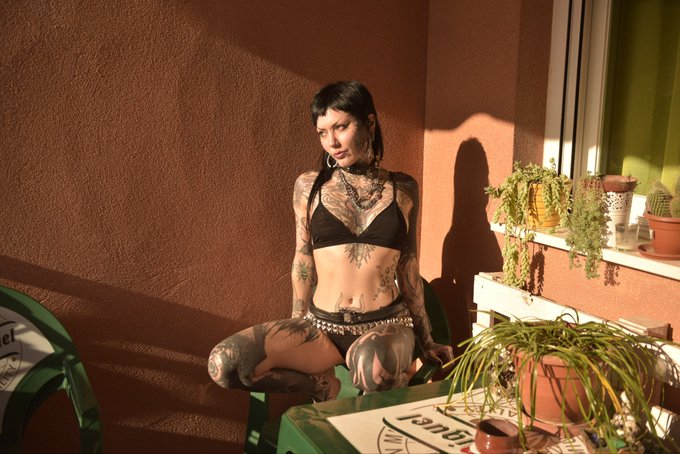 Thinking...I really feel like pegging ... would you let me? https://t.co/4oPSXgvwyT<a href="/tag/mvsales"class="tags"><span>#mvsales</span></a>