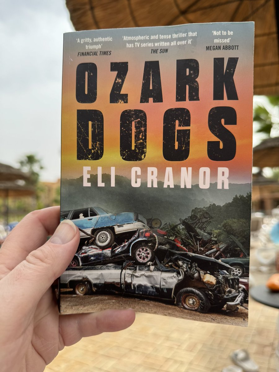 I've been pleasure delaying holiday read #3 for ages - Ozark Dogs by @elicranor was everything I hoped it would be be. Full of heart, pain, power and grace, it's everything a crime thriller should be. Well worth the self-imposed wait.