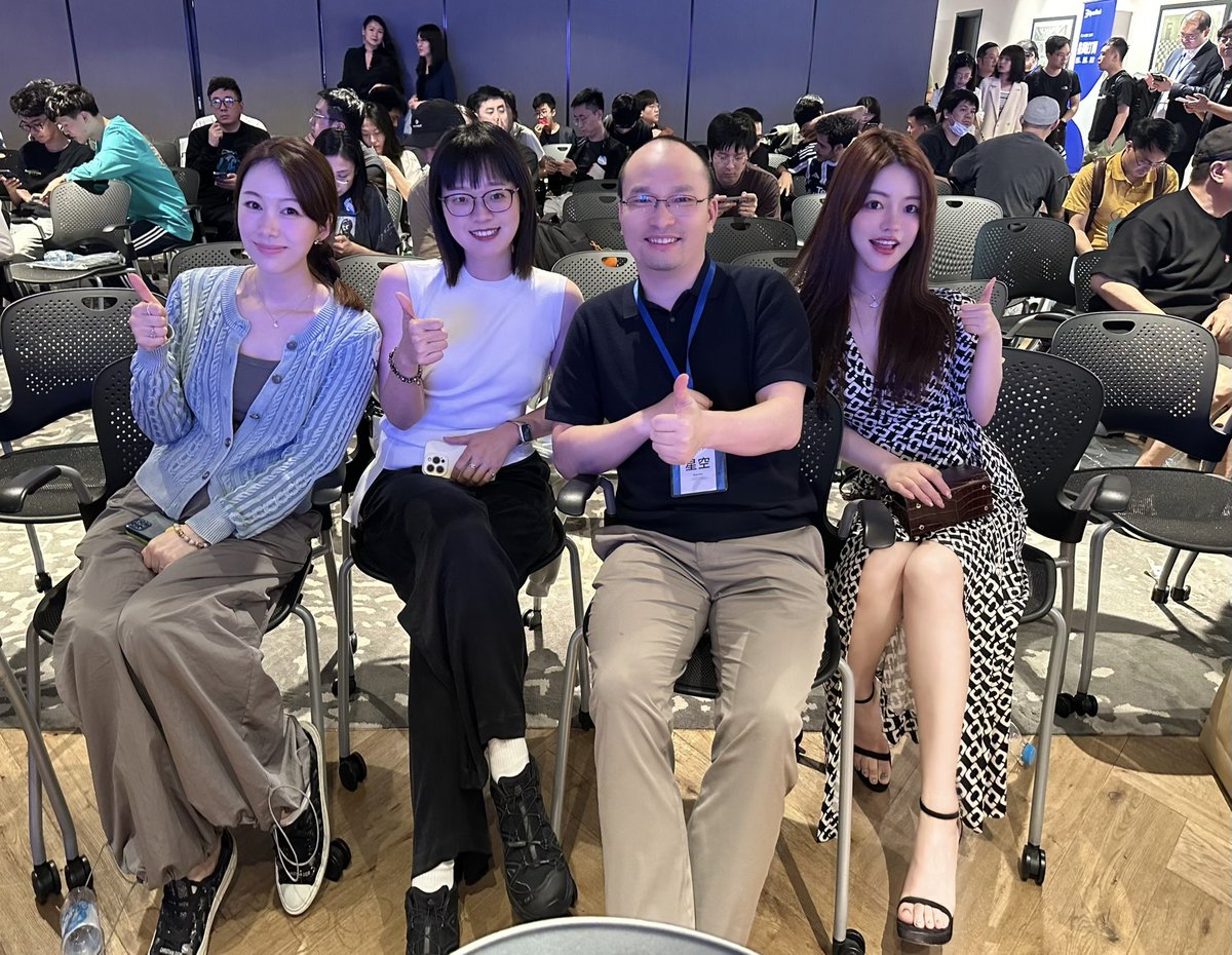 luckybb88's tweet photo. 参加了币信和他的朋友们，内容质量太高啦！

果断关注了@OpenBlockCN 财富密码投研频道，下载了OBwallet 钱包～助我这个牛市发发发✨ https://t.co/o0jYSYL4qJ
