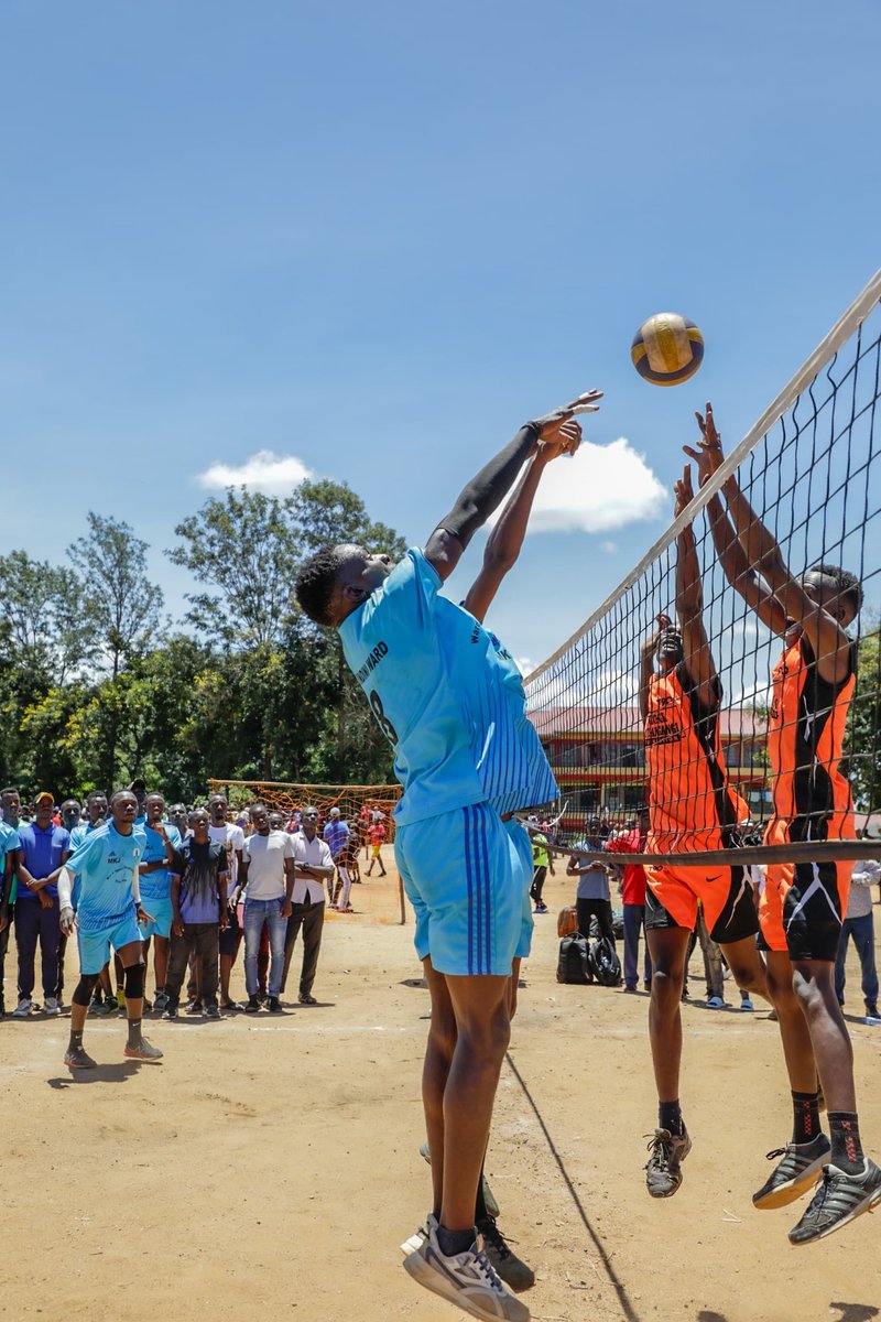 MKJ SUPA CUP County Finals Makueni volleyball men battle it out with Kibwezi East in a semi-final match of the MKJ SUPA CUP County Finals. Kibwezi East saw off Makueni and will meet Kibwezi West in the finals. #RoadToKyisa2024