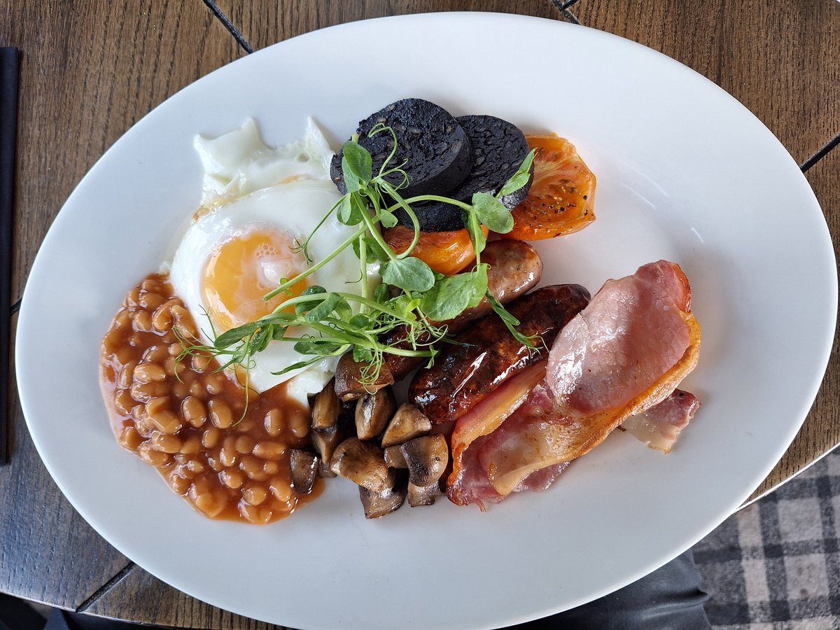 A healthy Lancashire breakfast. See the watercress!