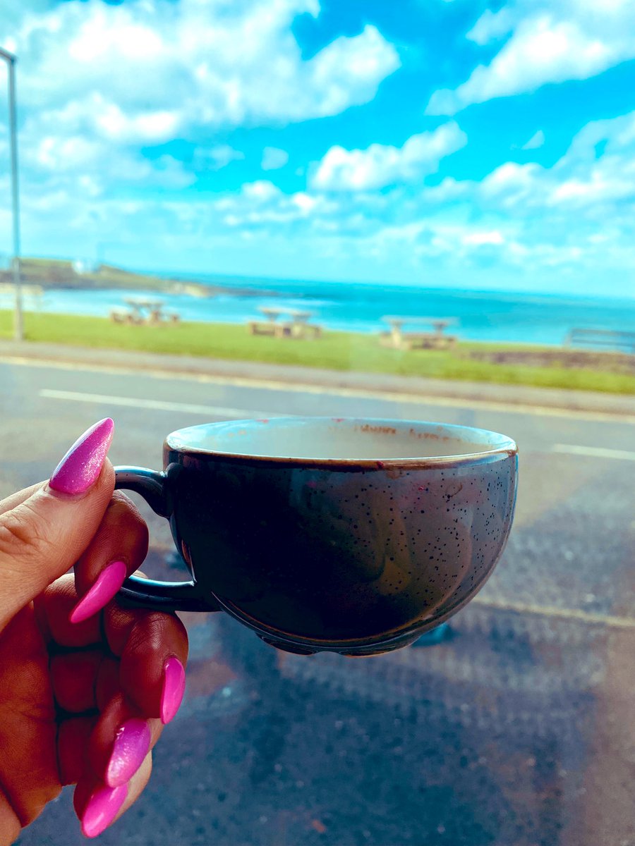 🌊 North coast ☕️ Coffee 🙏 Namaste