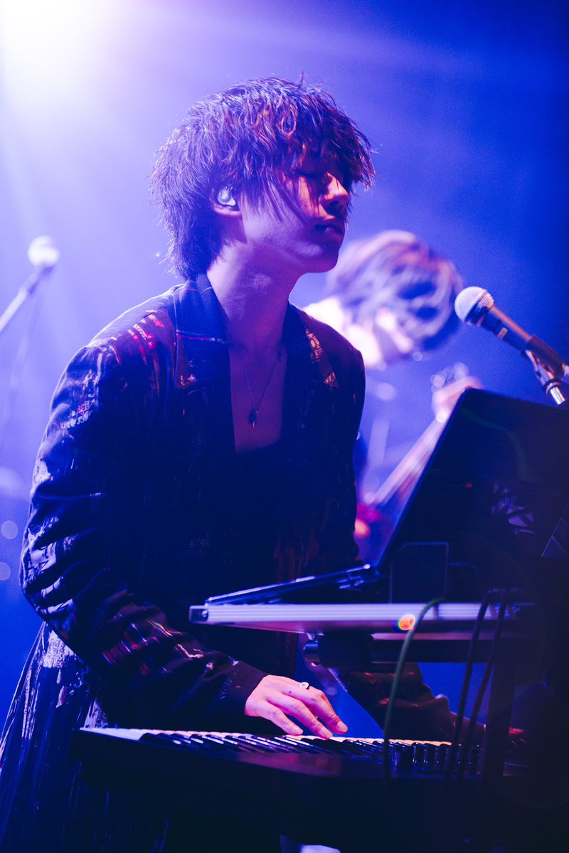 So_Nb_Gt's tweet photo. 「Novelbright LIVE TOUR 2024 ～CIRCUS～」

メジャー3枚目のアルバムCIRCUSを引っ提げた
全国ツアーがついに始まりました！
沢山アルバムを聴いて、
楽しみにして来てくれたんだ…と
愛を感じました。
最高な夜をありがとう！！ https://t.co/3wqvkkE91d
