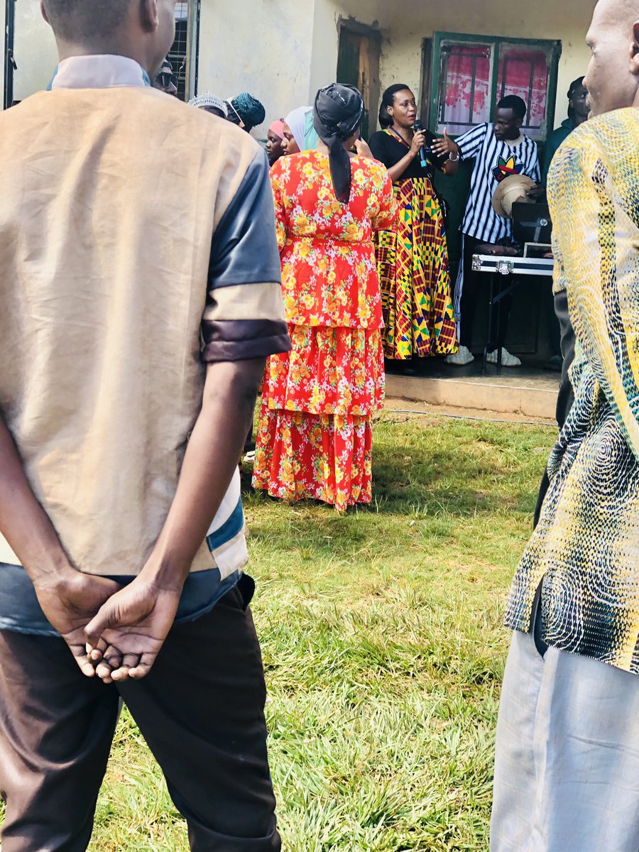 The minister for Tourism in Busoga already in LUBU working on the people with disabilities particularly the blind..,she has given them bedsheets,foodstuff. and all @hellenaholga09