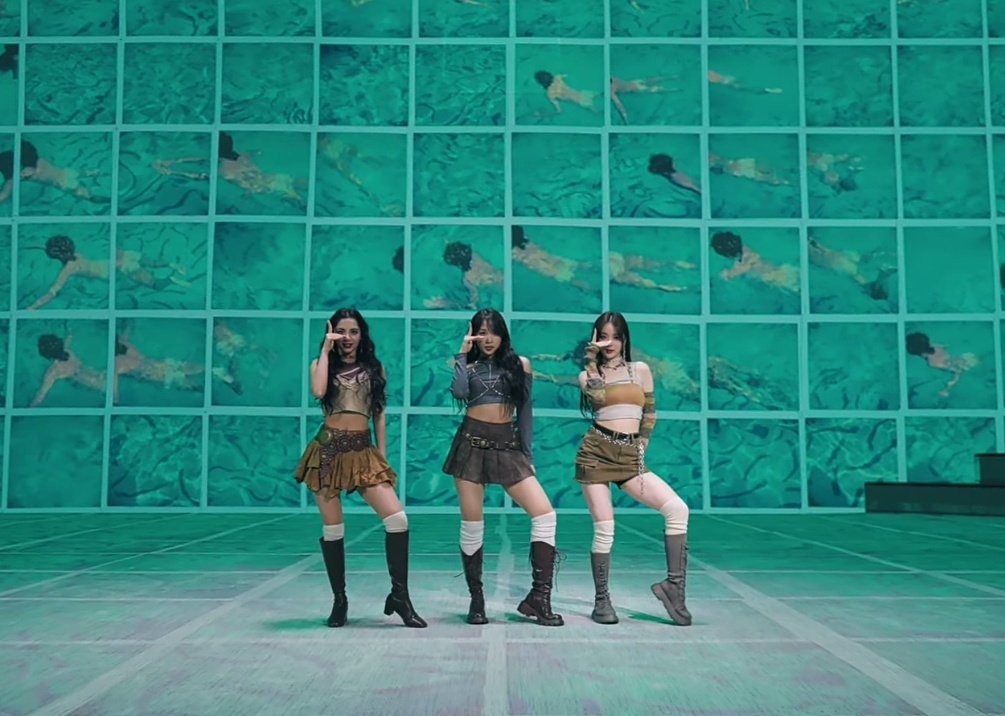 XZGgf_'s tweet photo. Fighting Girls 🔥🔥🔥
Halla Performance MV
#Halla #HallaPerformanceMV
#TripleIz @TripleIz_twt https://t.co/8Qs6aZcVia