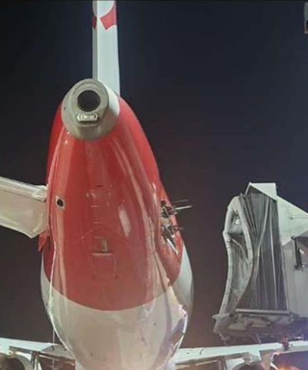 Austrian Airlines A320-271N substantially damaged on the ground at Vienna Airport after reportedly colliding with a jet bridge.