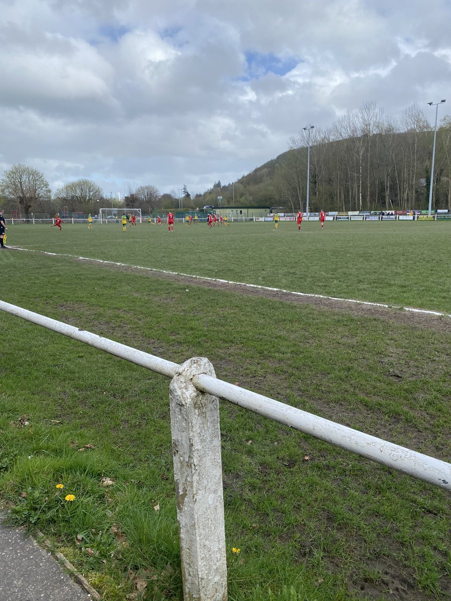 Another trip to mid-Wales yesterday for Denbigh Town FC in the JD Cymru North @CymruLeagues 
@LlaniTownfc 0
@DenbighTownFC 7
📍Victoria Park, Llanidloes
👥 132
Da iawn hogiau! On to the final 2 games of the season 💪🏻⚽️🏴󠁧󠁢󠁷󠁬󠁳󠁿