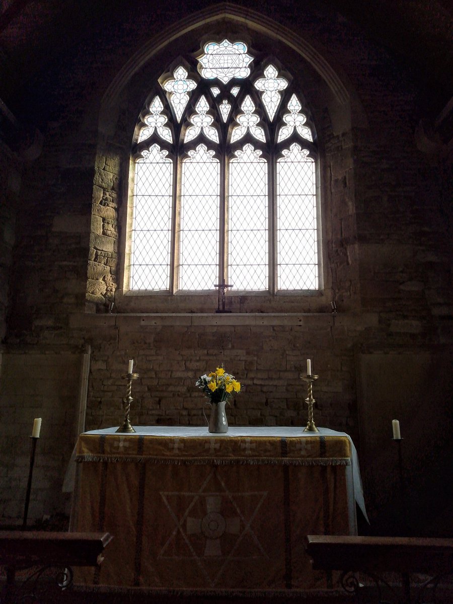 Altar of #StAndrewsOld (Archive) #PhilOnaBike #SundayAltars #TraceryTuesday #WindowsOnWednesday