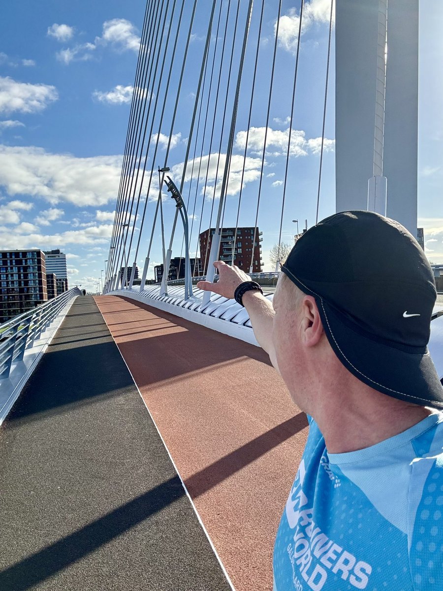 loopmaatjes's tweet image. Wat een weertje loopmaatjes! 😎🏃🏻8km genieten en wat bruggen ‘overwonnen’ 💪🏻 fijne ☀️-dag! #NeverNotRunning #KeepOnRunning #RunLikeHell #hardlopen #loopmaatjes