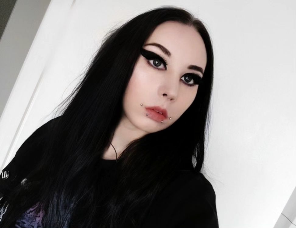 cryptidcorpse1's tweet image. hi!!!!!!
#Mine #me #nugoth #goth #pale #alternative #metalgirl #gothgoth