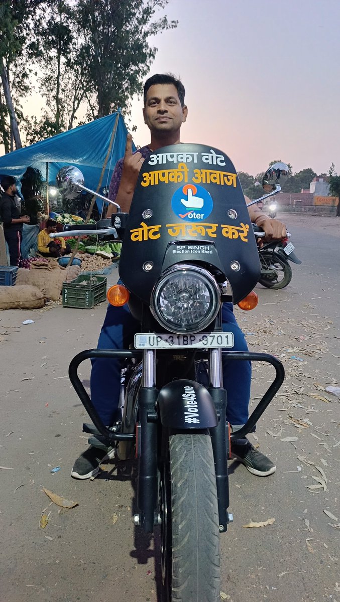 AshishP02694194's tweet photo. Dear @anandmahindra sir , @spsinghkheri sir is spreading the Voter Awareness on Royal Enfield। Hope next time he should be on your #Thar for voter awareness. Please gift him a Thar for voter awareness
@anandmahindra
@spsinghkheri 
@Kumarkuldeep91 https://t.co/gGvM6v89Mo