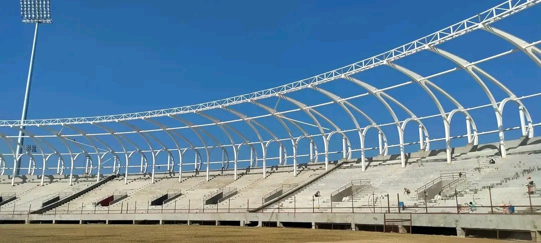 New International Cricket Stadium in Nathdwara (Udaipur), Rajasthan 😍❤️
: A new international cricket stadium is under-construction  in Udaipur, named Madan Paliwal, which has a capacity of 50,000. It's a dream project of femous Miraj Group 🏟️

#Udaipur #rajasthan #udaipurnews