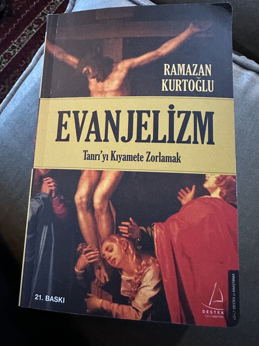 İsrail-Evanjelist ittifakının 3.Süleyman Tapınağı’nda kurban edilecek Kızıl renkli çiftleşmemiş düveler Kabalanın en önemli ritüellerinden biridir.Düveler genetik bilminin yardımı ile ABDde yetiştirildi ve İsrail’e getirildi.8/24Nisan ve sonrası herşey mümkün ana hedef Türkiye.