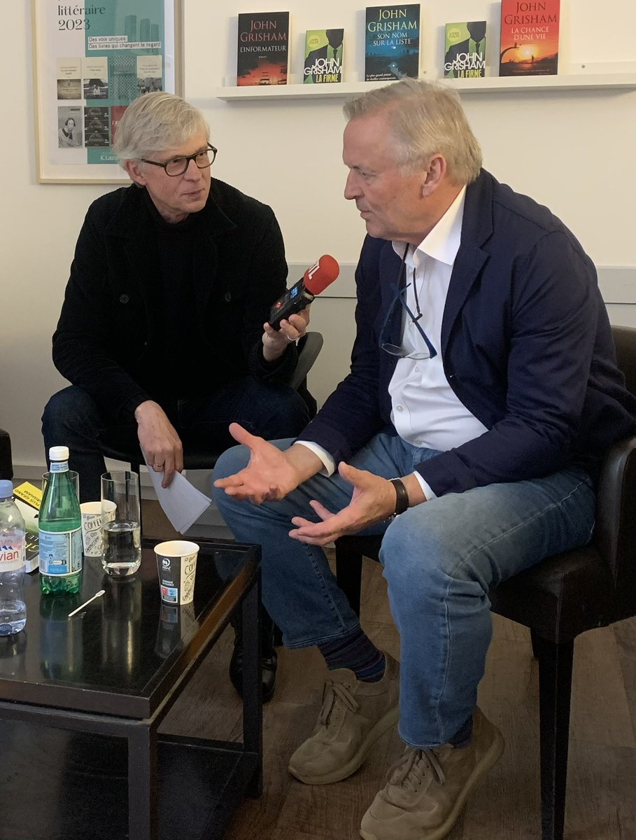 #Replay @LVT_RTL : rencontre avec @JohnGrisham qui publie aux @editionsLattes #leréseau, la suite de son best-seller mondial #lafirme. ➡️ rtl.fr/programmes/lai…