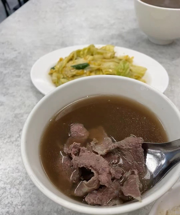 吃肉肉 長肉肉~ https://t.co/AjLhyftDvX