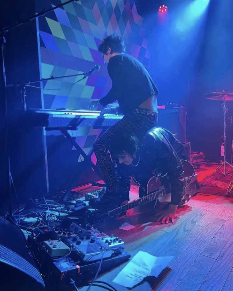 fevernightmares's tweet image. hello we're palaye royale