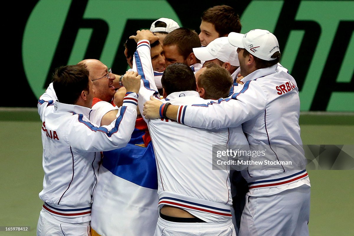 On this day, in 2013, Serbia managed to beat USA and advance to Davis Cup SF Deciding point of the tie was work of Novak Djokovic. Despite getting himself injured during the match, he withstood the pain, to beat Querrey and lead Serbia to SF! Warrior! 🇷🇸👑 #NoleFam #Djokovic
