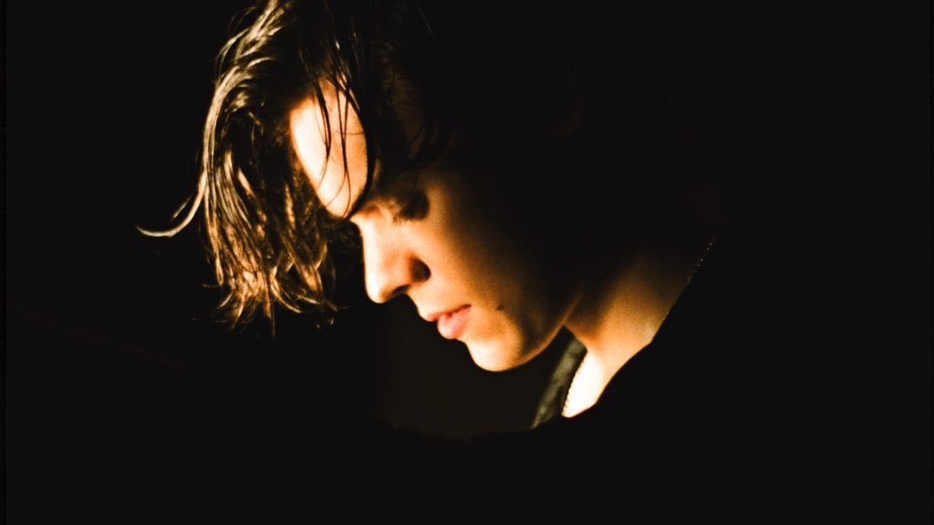 PopBase's tweet image. 7 years ago today, Harry Styles released his debut solo single ‘Sign Of The Times.’