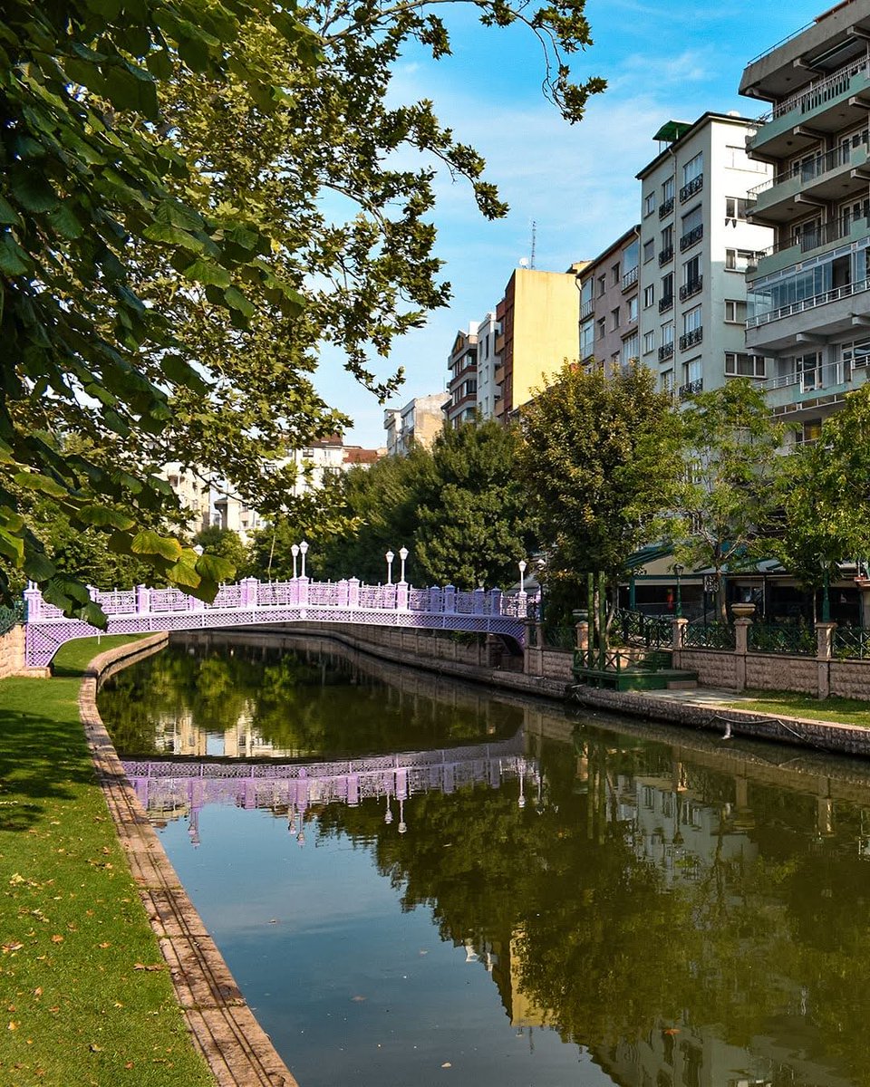 Riding a gondola in Porsuk Creek is a unique and enjoyable way to see Eskişehir.  #Eskişehir

Follow for more:
instagram.com/go.eskisehir

📸 IG: 2geographers