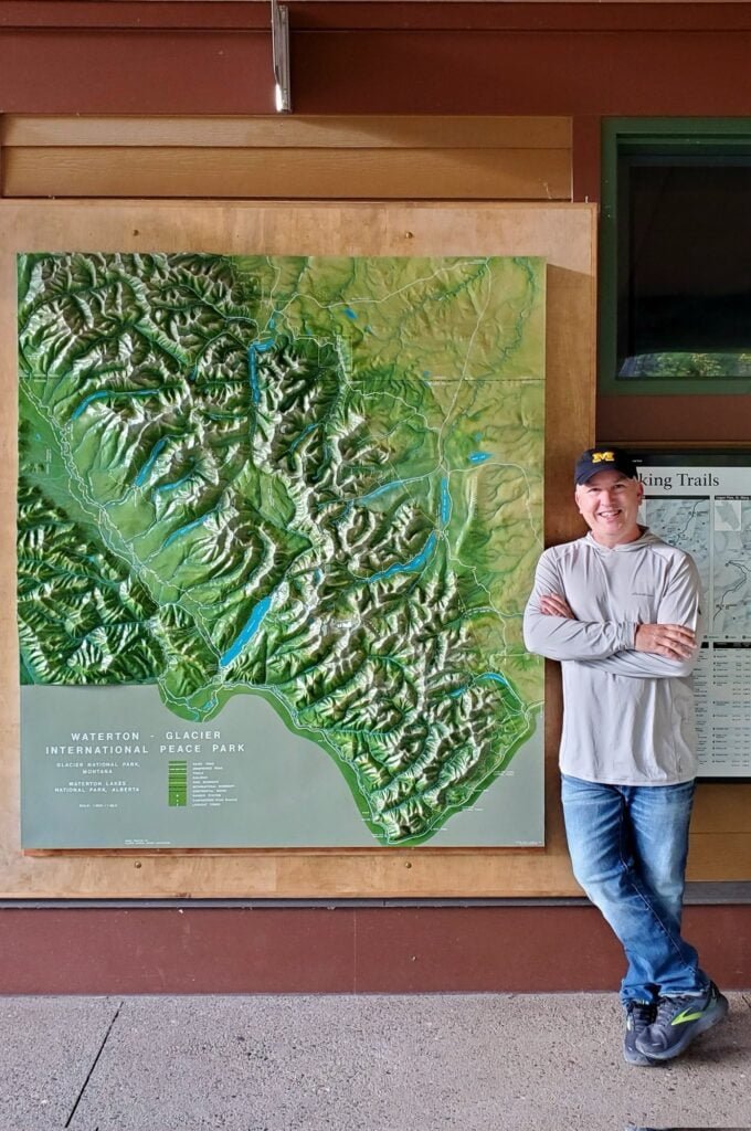 Maps in the Wild: Giant Relief Map, Why Not?: Matt Malone spotted this relief map at Waterton Glacier in Montana. He said “”Do you want your pic taken by the giant map?” isn’t really even a legit question for a geographer.” MapsintheWild Giant Relief… dlvr.it/T59y68