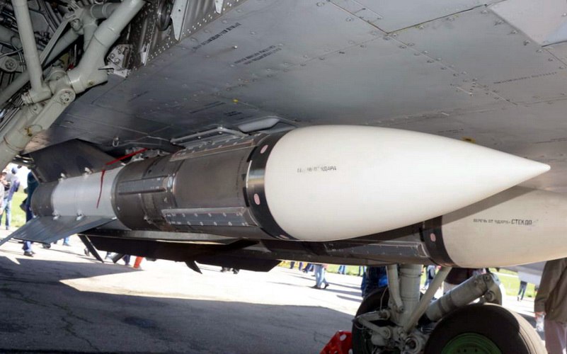 F-16 fighter jet zije sasa R-37M hypersonic air to air misile zipo zinasubili mpambano uanze.
#Behindthescene