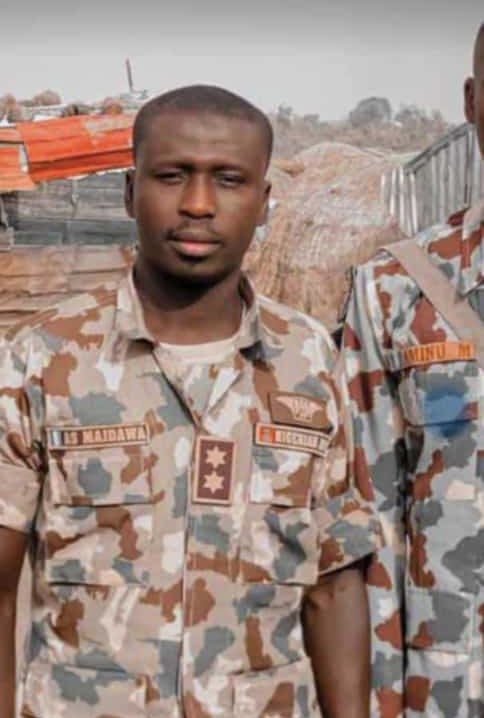 SaharaReporters's tweet photo. PHOTONEWS: Fresh Tragedy Hits Nigerian Army As Terrorists Kill Lieutenant, Six Soldiers In Ambush | Sahara Reporters
READ MORE: https://t.co/OQKX9bD1E2 https://t.co/Vy7X6bCRSd