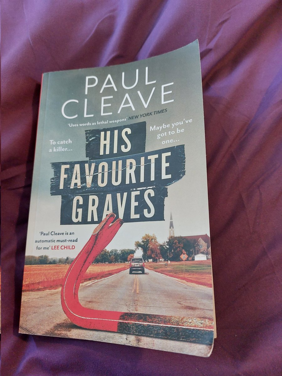 Book 29 of 2024. #HisFavouriteGraves @PaulCleave The darkest, twistiest thriller I've read this year do far. Deeply disturbing yet brilliantly entertaining, you won't be able to look away. Superb. And insane. All the things 😂❤️📚 Out now via @OrendaBooks