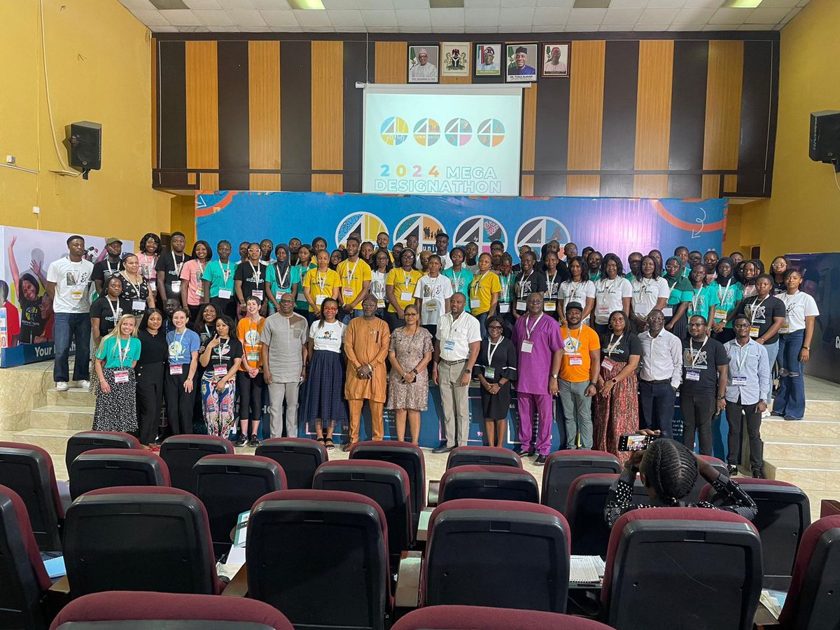 okhesomi's tweet photo. A Mind-blowing experience that ended in many wins!🤩🥰😇. We were the First Runner-ups, we won the Peer Choice Award and lastly, we qualified for the next stage- The Bootcamp!
Thank you 4Communities❣️
#TeamShield
#OAUtwitter
#Megadesignathon 2024 https://t.co/fwKMYO4VsR