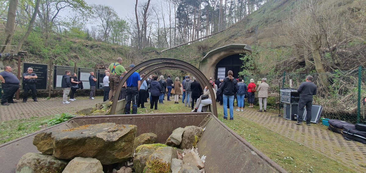 Daniel Szarata (@danielszarata) on Twitter photo Eindrucksvolles Gedenken an den 79. Jahrestag der Befreiung des Konzentrationslagers Langenstein-Zwieberge.
<a href="/langenstein_zb/">KZ-Gedenkstätte Langenstein-Zwieberge</a> <a href="/sachsenanhalt/">Sachsen-Anhalt</a> Eindrucksvolles Gedenken an den 79. Jahrestag der Befreiung des Konzentrationslagers Langenstein-Zwieberge.
<a href="/langenstein_zb/">KZ-Gedenkstätte Langenstein-Zwieberge</a> <a href="/sachsenanhalt/">Sachsen-Anhalt</a>