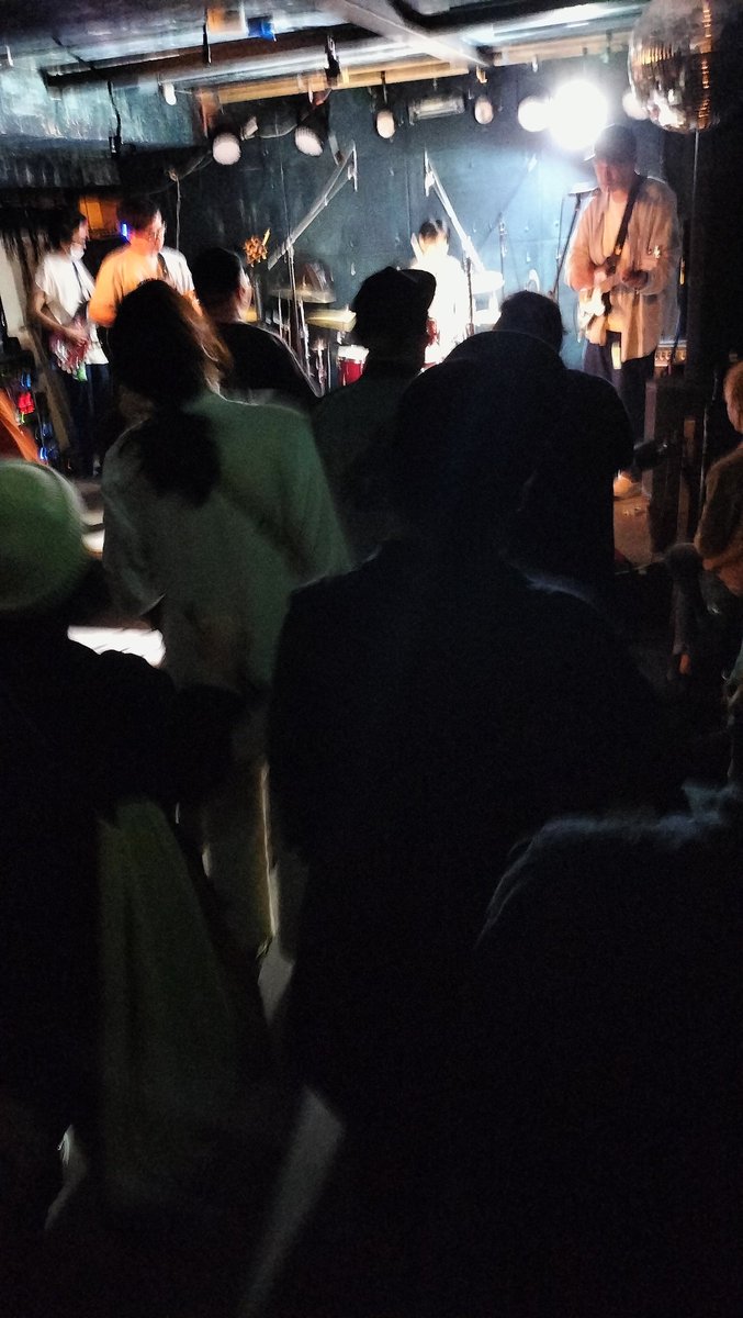 emondeniker's tweet image. 昨夜は
静岡騒弦

孤孤独研究所

～ダラダニーの侵寇～

ご観覧頂いた
お客様
お店スタッフ様
ありがとうございました

楽しそうだら～？

最高だっただに～☺

またどこかで

👉👈

#静岡市
#騒弦
#孤孤独研究所
#ダラダニーの侵寇 
#EmonDeniker
#セットリスト
#写真動画ありがとうございます