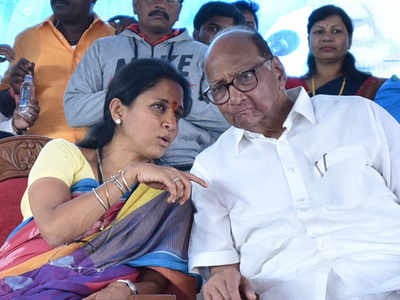 BARAMATI GONE! SHARAD PAWAR SCREWED!

🔥End Of Supriya Sule's Political Career!

Big supporter of Sharad & Dairy King in Baramati...Praveen Mane joined Ajit Pawar. Vowes to take care of Sunetra Pawar's campaign against Supriya. Till yesterday, he was head of Supriya's Campaign.😂