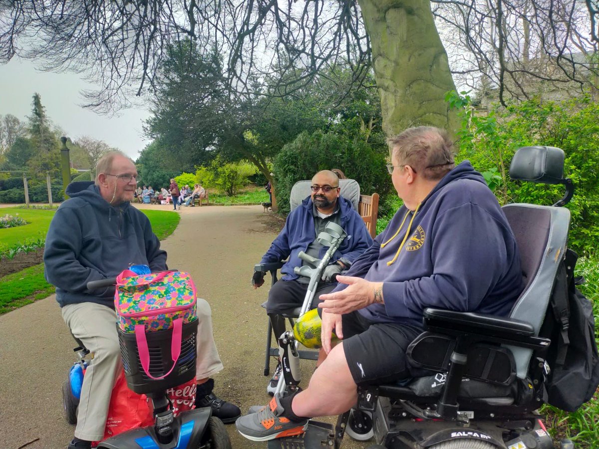 We had a wonderful meet up at Abbey Gardens yesterday - thanks to all who made it and thankfully the weather held out for us for a really enjoyable afternoon 😊