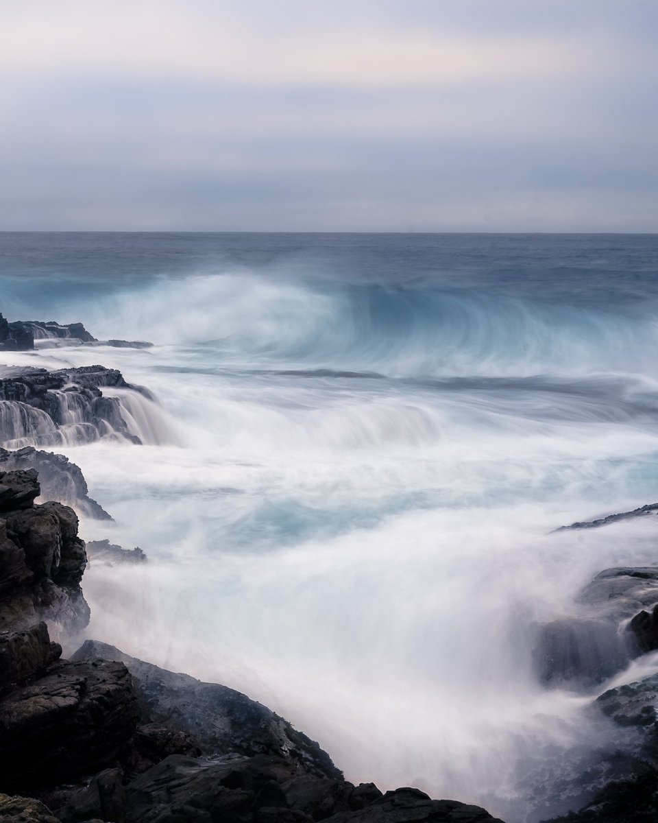 Rising tide. Pt. 1

#stfrancisbay 
#stfrancis 
#sealpoint 
#longexposure_shots 
#longexposure 
#seascape 
#seaspray 
#travelsouthafrica🇿🇦 
#travelwesterncape 
@stfrancisbay 
@st_francis_tourism