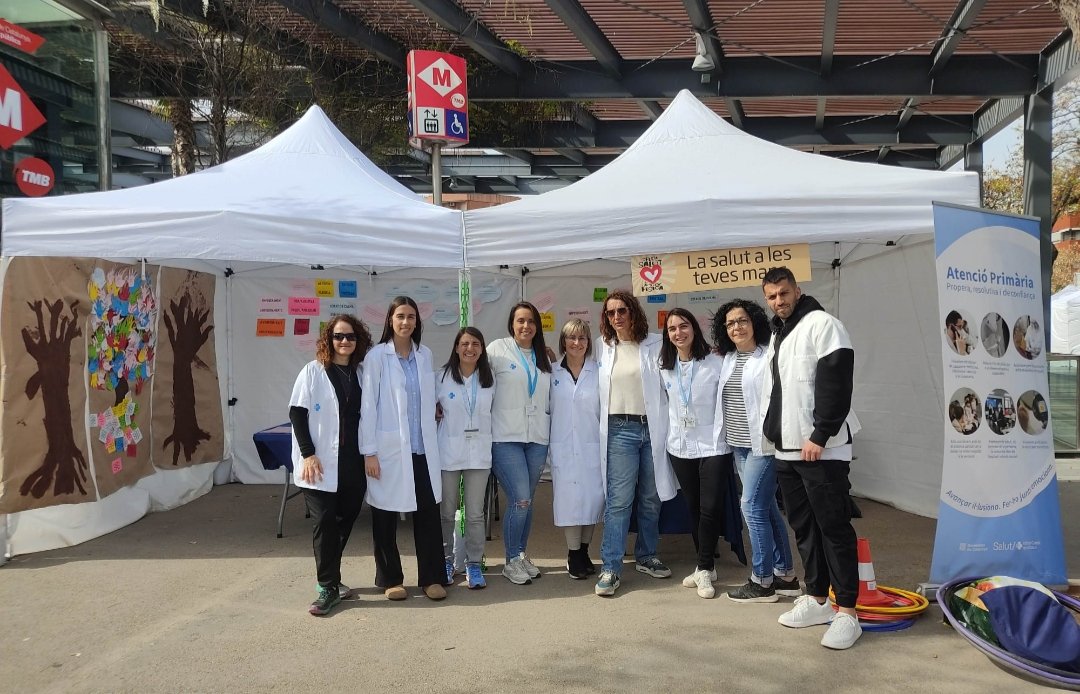 Annabell Torres (@annabelltorres) on Twitter photo Día de la Salud y actividad Física en el Prat de Llobregat. Los equipos de atención primaria presentes en clau ciutat. #femcomunitaria <a href="/ajelprat/">Ajuntament del Prat</a> <a href="/Pakijufe/">Paki</a> <a href="/narros_elma/">Elma Narros</a> <a href="/nazar75/">Miguel Ángel Díaz</a> <a href="/cio_1974/">Rocio Moreno🎗</a> Día de la Salud y actividad Física en el Prat de Llobregat. Los equipos de atención primaria presentes en clau ciutat. #femcomunitaria <a href="/ajelprat/">Ajuntament del Prat</a> <a href="/Pakijufe/">Paki</a> <a href="/narros_elma/">Elma Narros</a> <a href="/nazar75/">Miguel Ángel Díaz</a> <a href="/cio_1974/">Rocio Moreno🎗</a>