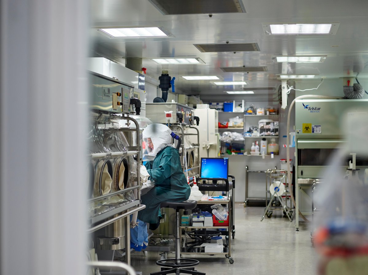 Además, gracias a la nueva construcción de un laboratorio BSL-4 en nuestro Centro de I+D de Salud Global, se seguirán investigando nuevos tratamientos en condiciones de bioseguridad con patógenos de nivel 4.

gsk.to/3vCC12D

#JuntosHaciaAdelante #InnovaciónResponsable