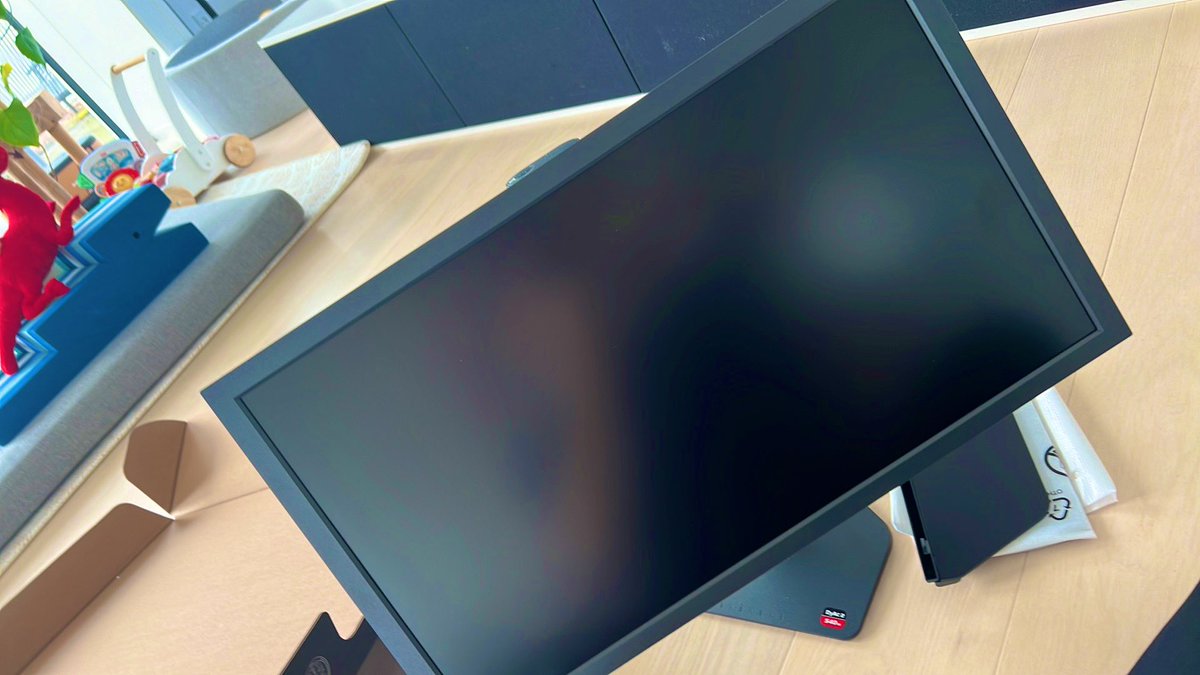 I’ve had ~2 weeks of testing @ZOWIEbyBenQ new #XL2586X 540hz DyAc2 monitor and I can easily say, it’s been a very pleasant experience! The overall smoothness of the 540hz is noticeable coming from my old 240hz, and going in between for 360hz is just as satisfying! 🙌🏼 The obvious