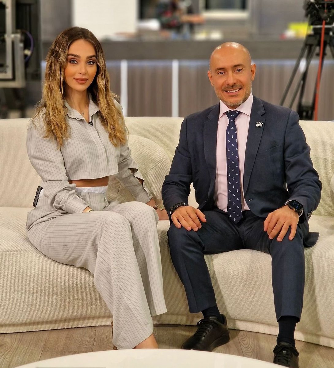 eliasdoummar's tweet photo. 𝐖𝐡𝐞𝐧 𝐖𝐞 𝐓𝐚𝐥𝐤 𝐌𝐨𝐯𝐢𝐞𝐬… 𝐖𝐞 𝐭𝐚𝐥𝐤 𝐚𝐛𝐨𝐮𝐭 𝐢𝐝𝐞𝐚𝐬 𝐭𝐡𝐚𝐭 𝐫𝐞𝐦𝐚𝐢𝐧 𝐭𝐨 𝐛𝐞 𝐬𝐞𝐞𝐧 𝐛𝐞𝐲𝐨𝐧𝐝 𝐭𝐡𝐞 𝐟𝐢𝐞𝐥𝐝 𝐨𝐟 𝐯𝐢𝐬𝐢𝐨𝐧!
🤞🏼🎬✌🏼
@MTVLebanon
#MTVAlive #Cinema #Movies #Film #NewReleases https://t.co/oRM1mSprxf