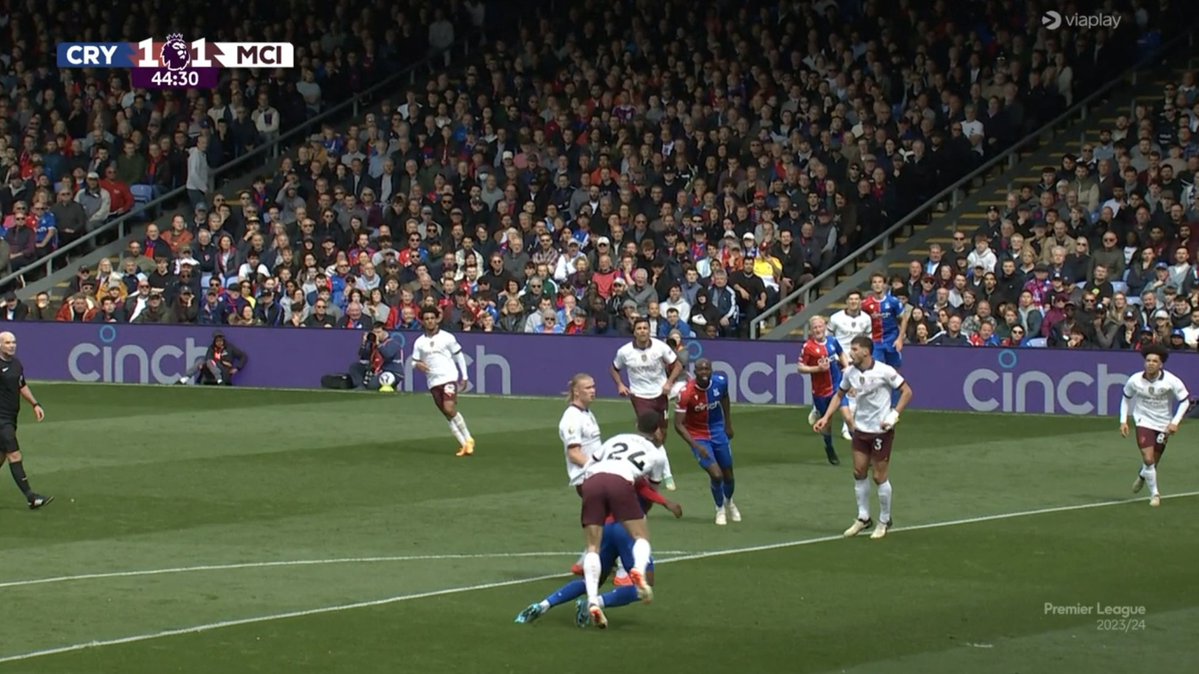 There is no penalty for Crystal Palace..!
#CRYMCI