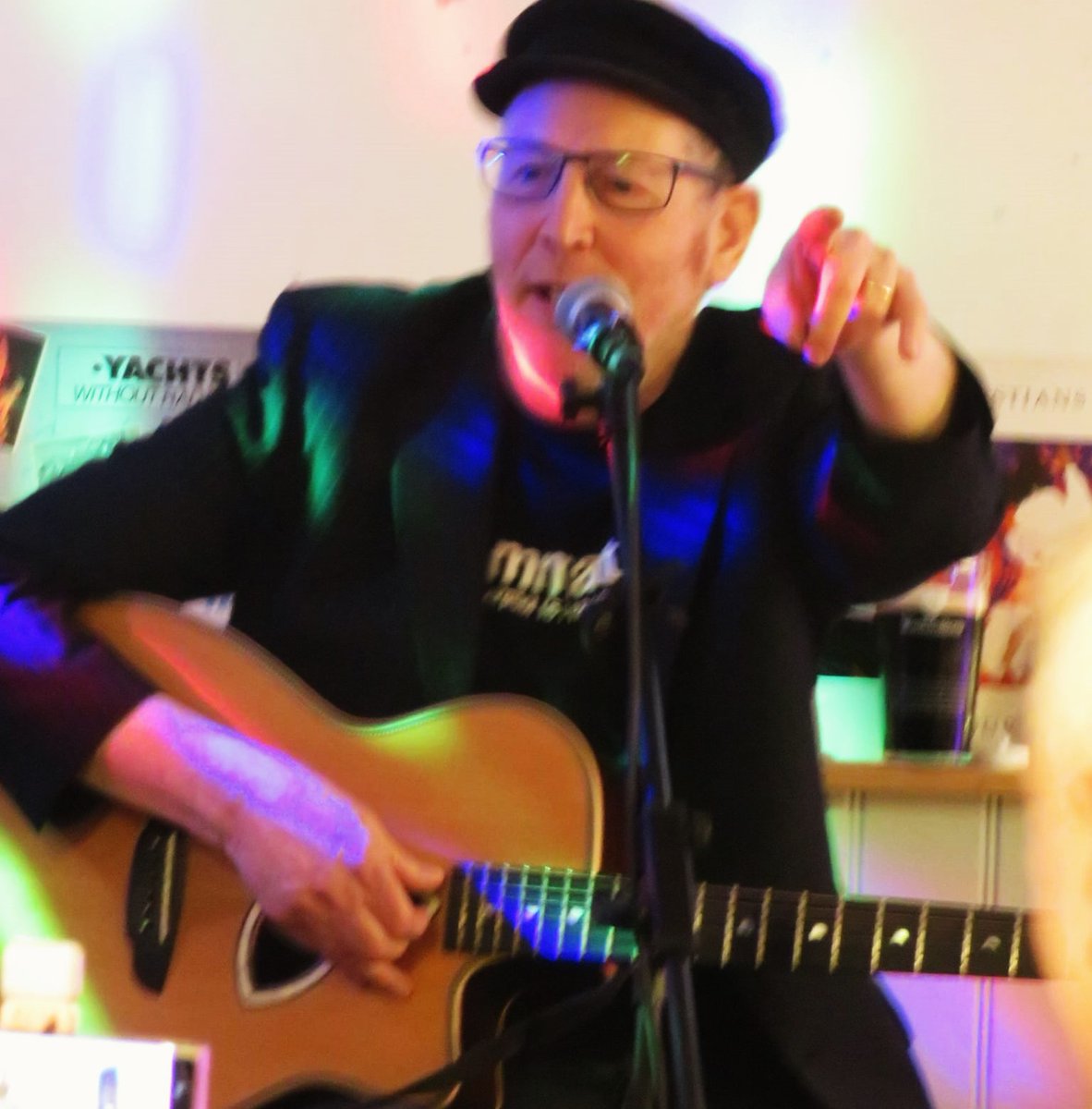 So enjoyed my 'Evening With' event last night in Llanfechell. Tall tales, ramshackle versions of songs old and new, and the odd bit of audience haranguing (here's a pic of me doing the latter). Thanks so much to all who came down.