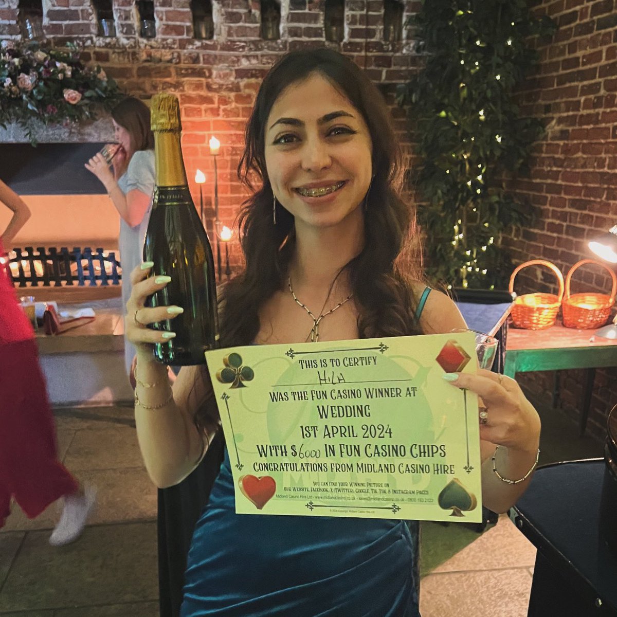 🎉 Congratulations to Hila for winning the fun Casino night with 6000 fun casino chips! 🎲✨ The venue, @HazelGapBarn set the perfect stage. #Entertainment #Weddings #Excitement #Events #FunCasinos #Nottingham #Nottinghamshire #MidlandsUK 🥳🎉