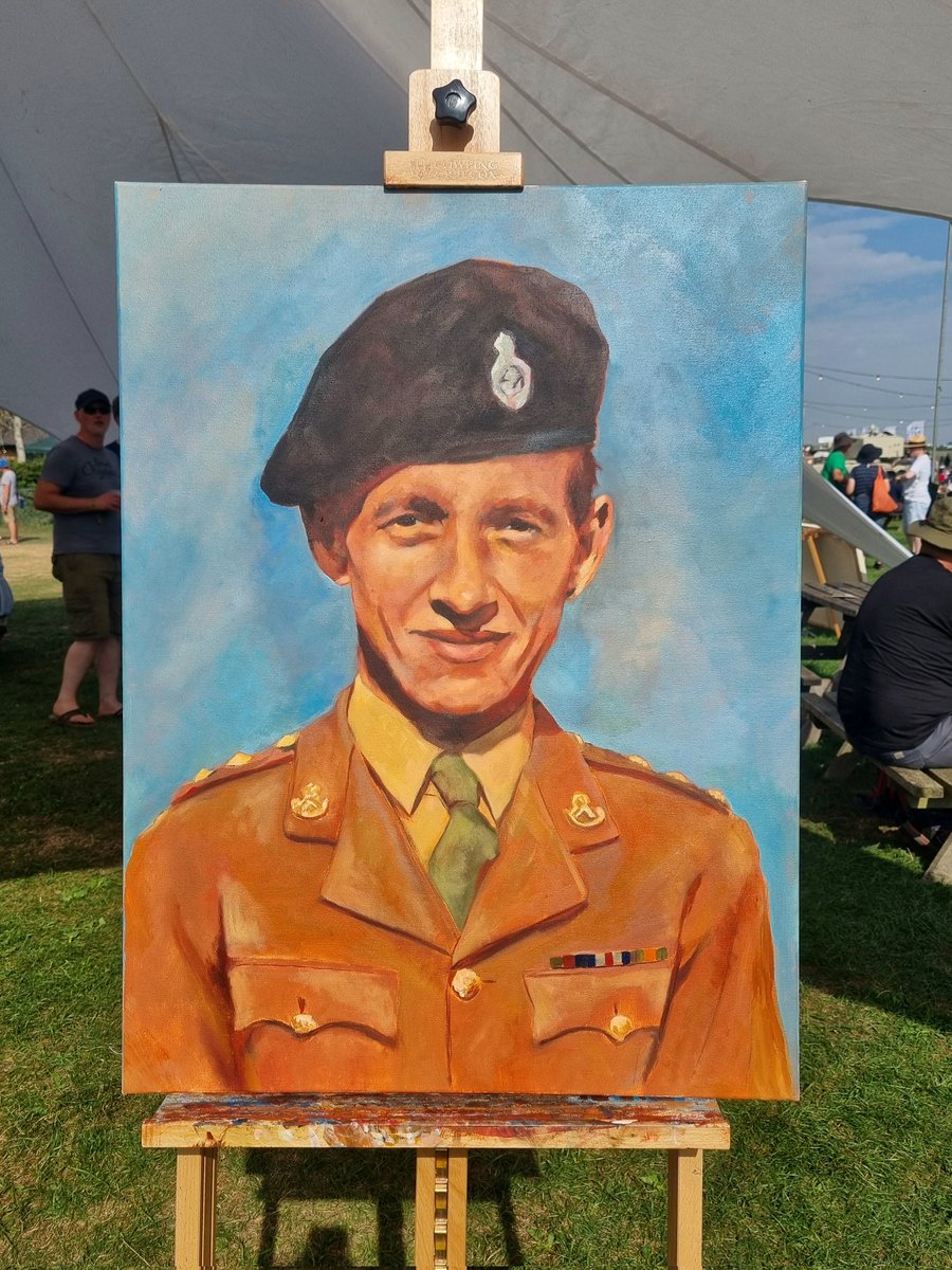 My portrait of @Stanperey23, painted at @WeHaveWaysPod Fest 2023 🧡 What an amazing weekend that was. Auctioned off with profits going to @FinleysTouch. @almurray @James1940 #art #stanperry #ww2 #military #painting